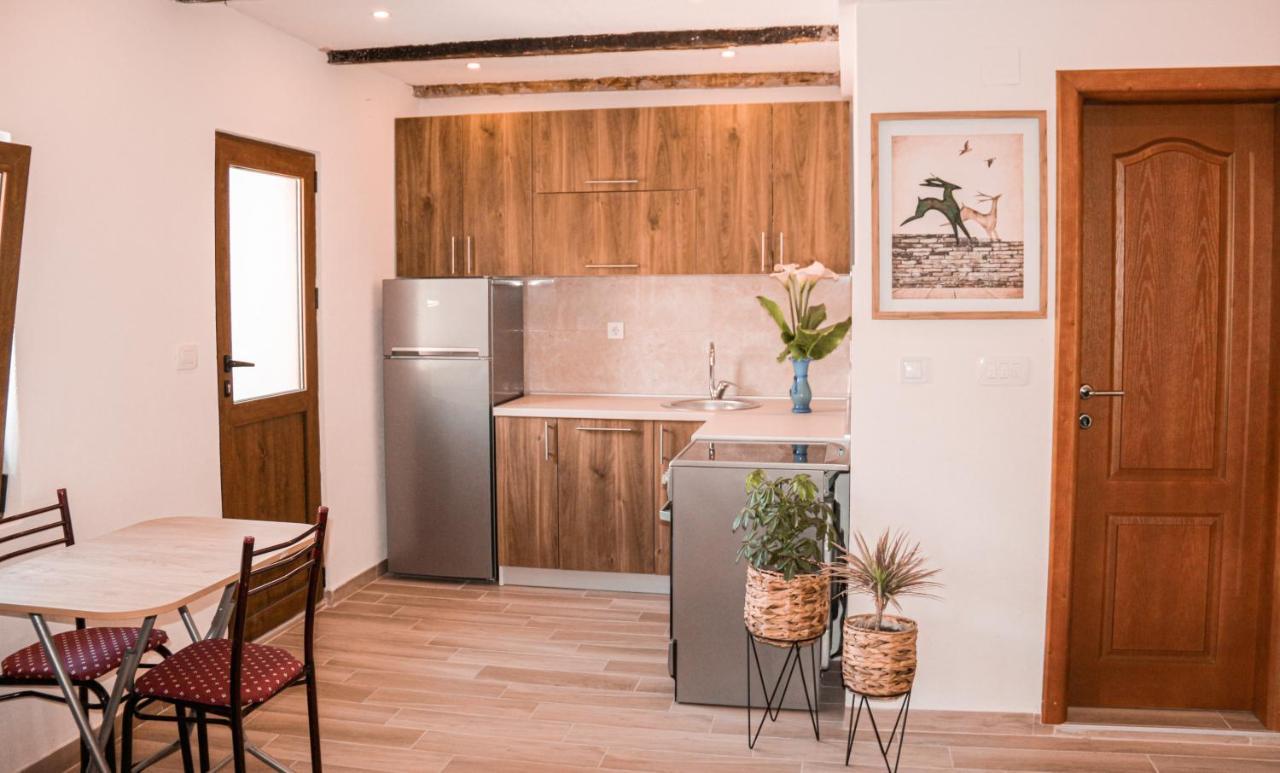 Apartmani Dumezic Bar Luaran gambar