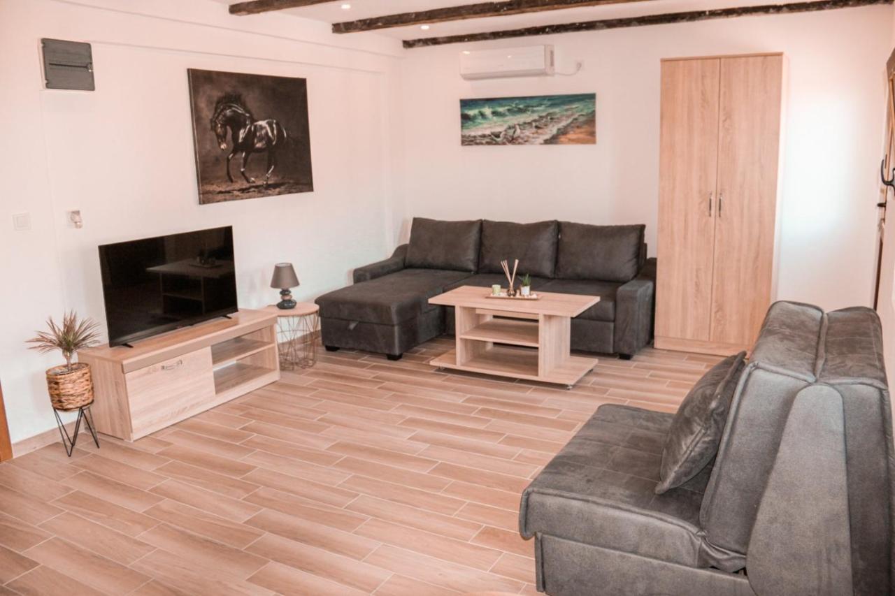 Apartmani Dumezic Bar Luaran gambar