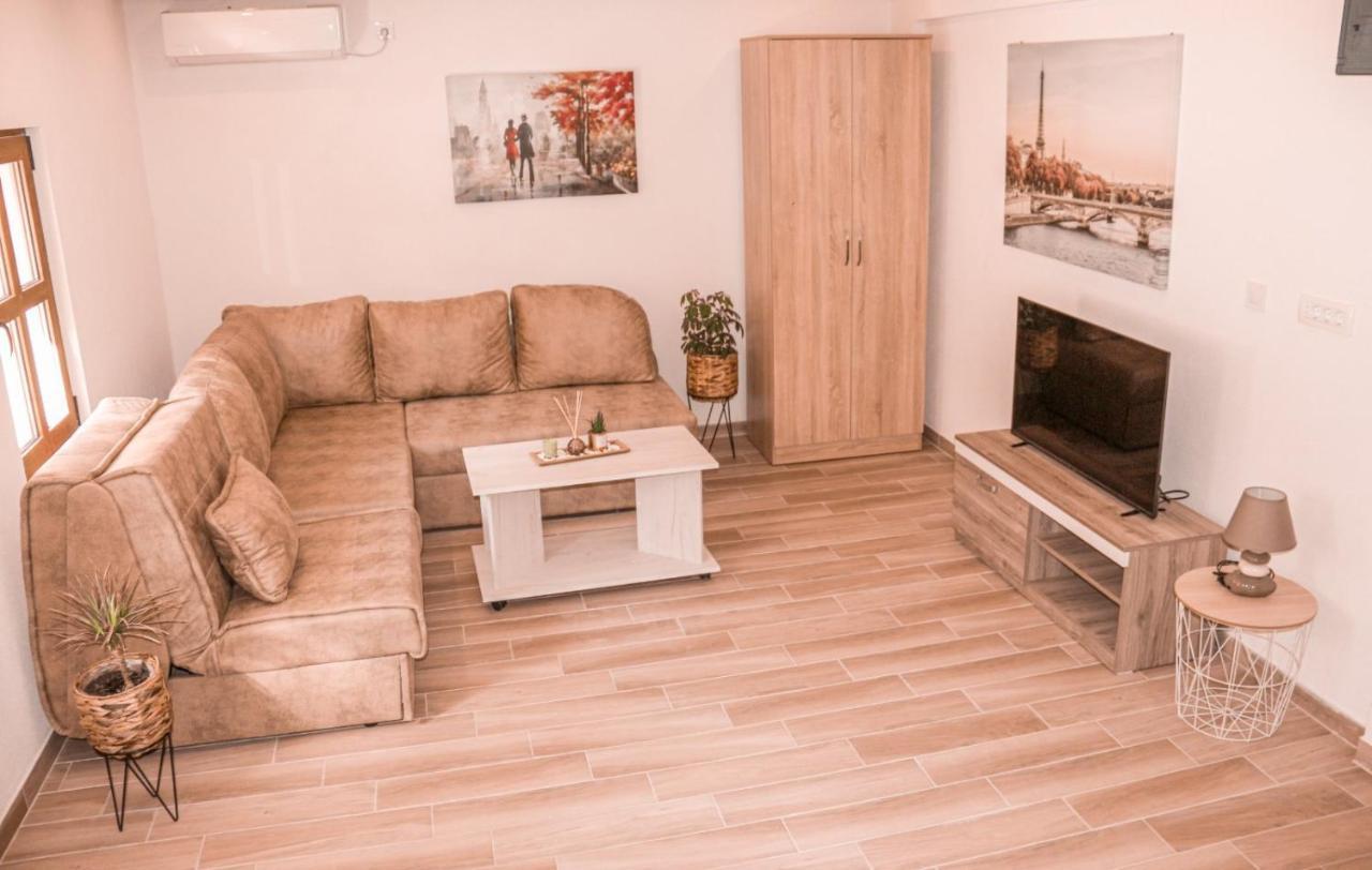 Apartmani Dumezic Bar Luaran gambar