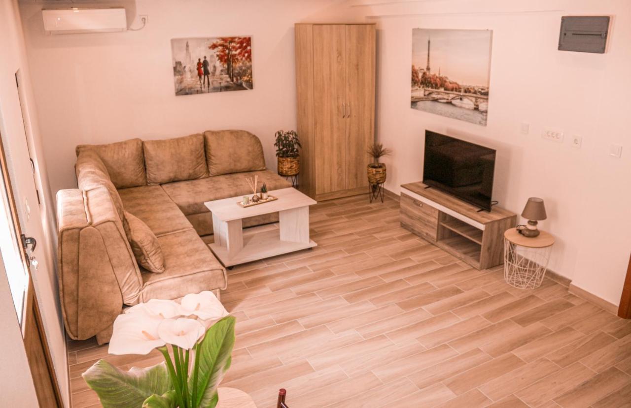Apartmani Dumezic Bar Luaran gambar