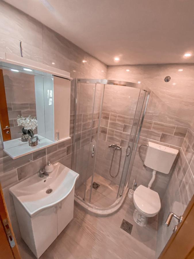 Apartmani Dumezic Bar Luaran gambar