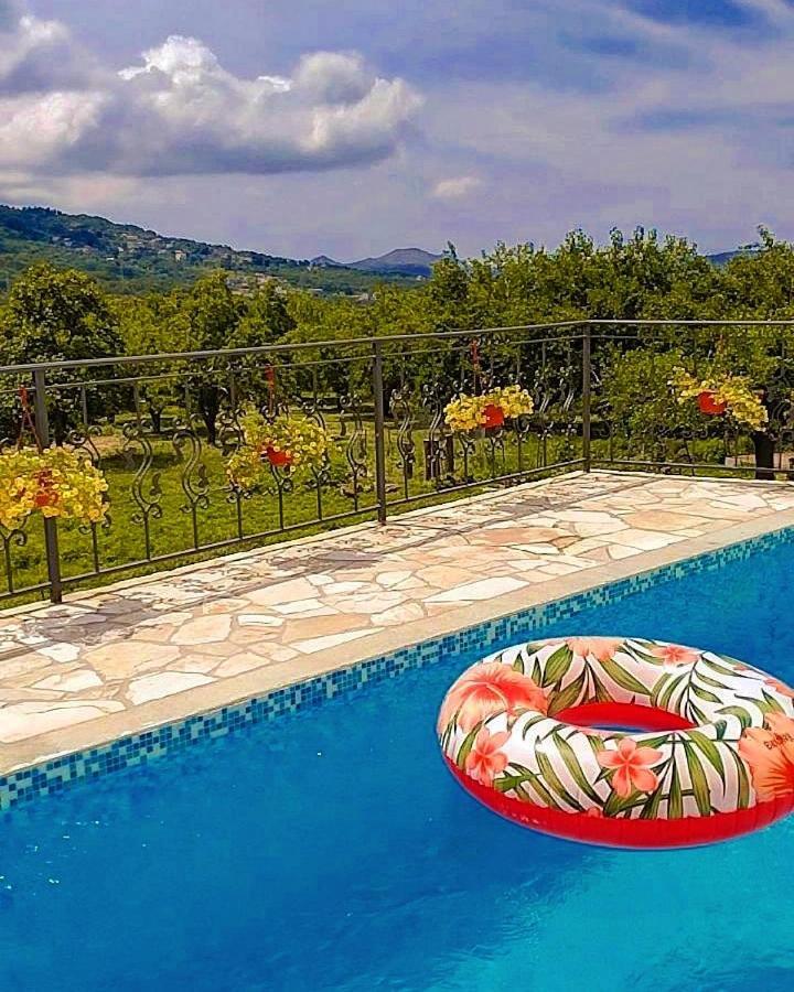Apartmani Dumezic Bar Bilik gambar